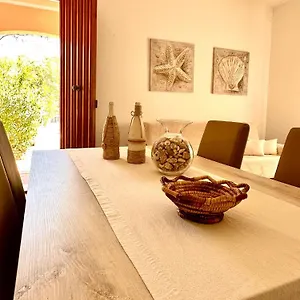 Ferienhaus Sea Rocks House, Olbia